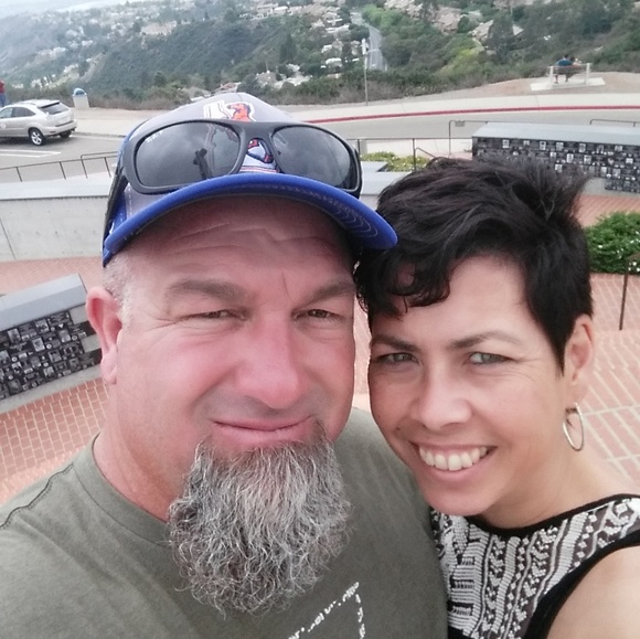 Meet your Posher, Nicole - Picture 1 of 1